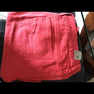 NWT American eagle skinny jeans 👖 size 6.