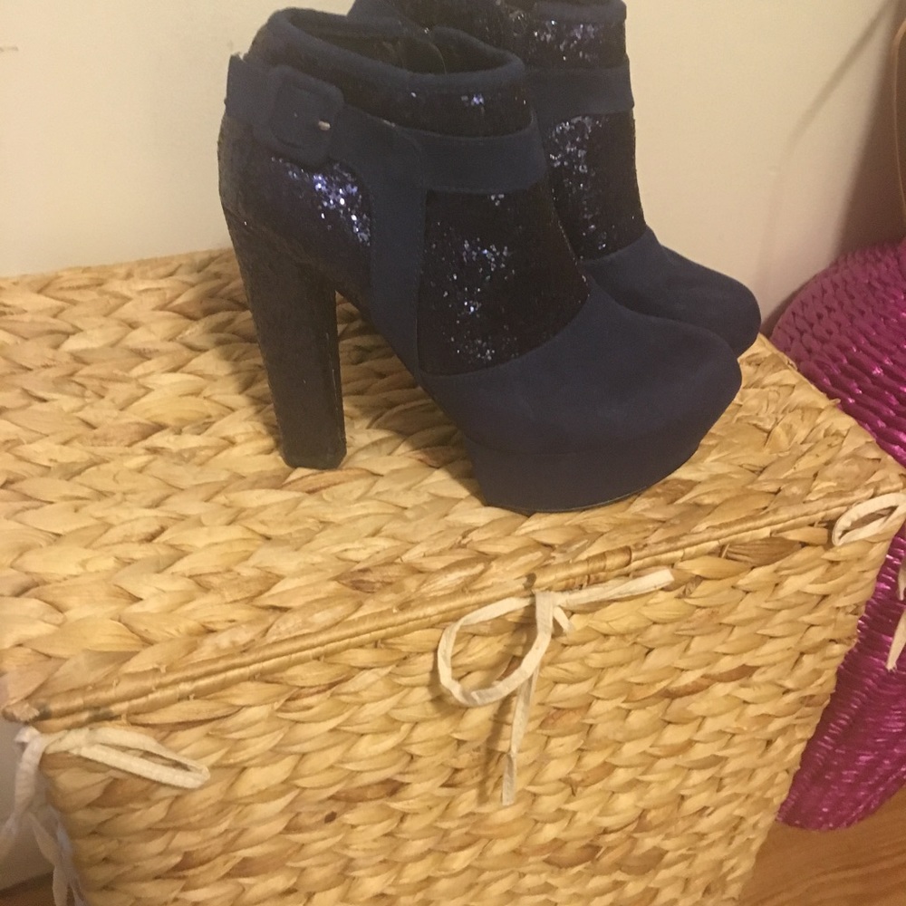 G by Guess Amy Ann Booties