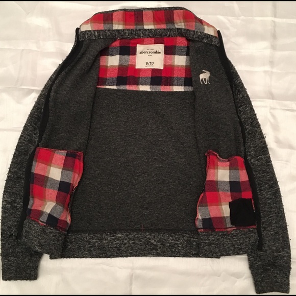 **SOLD**Abercrombie Kids jogger set - Picture 5 of 8