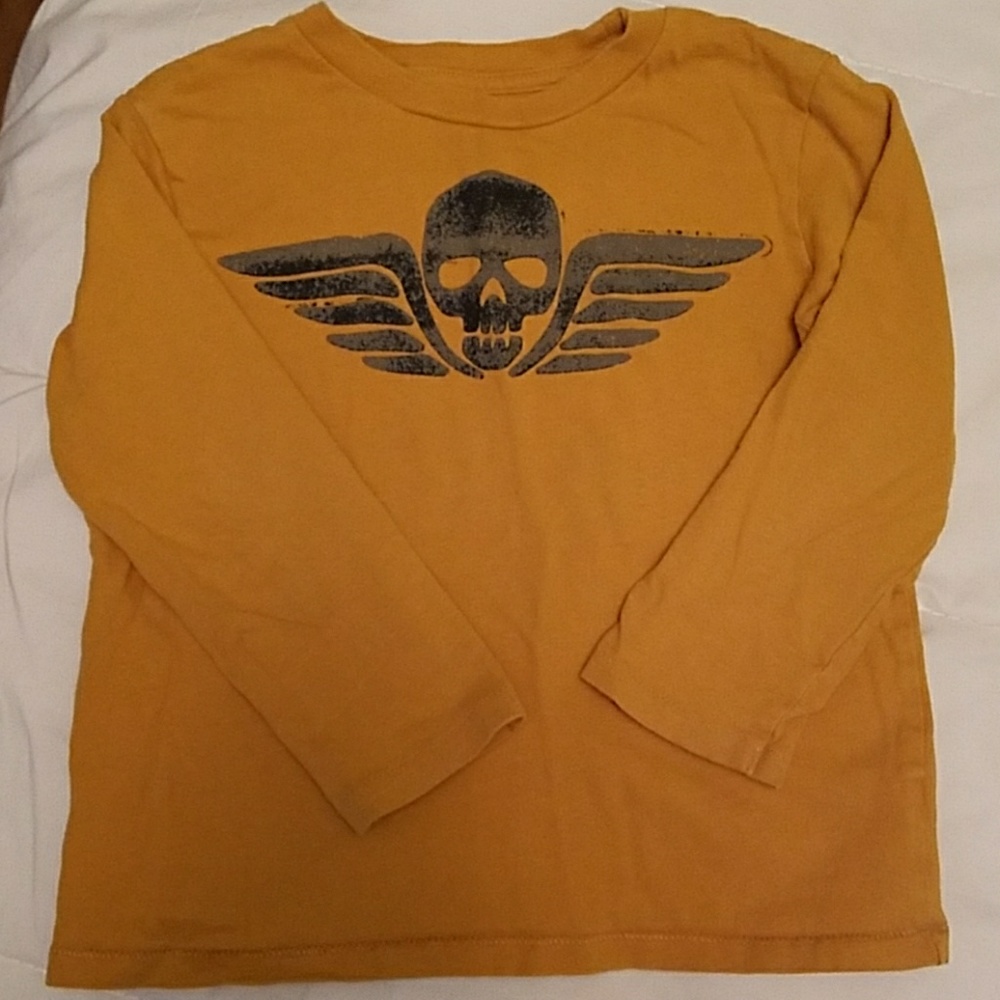 Long sleeve boys tee