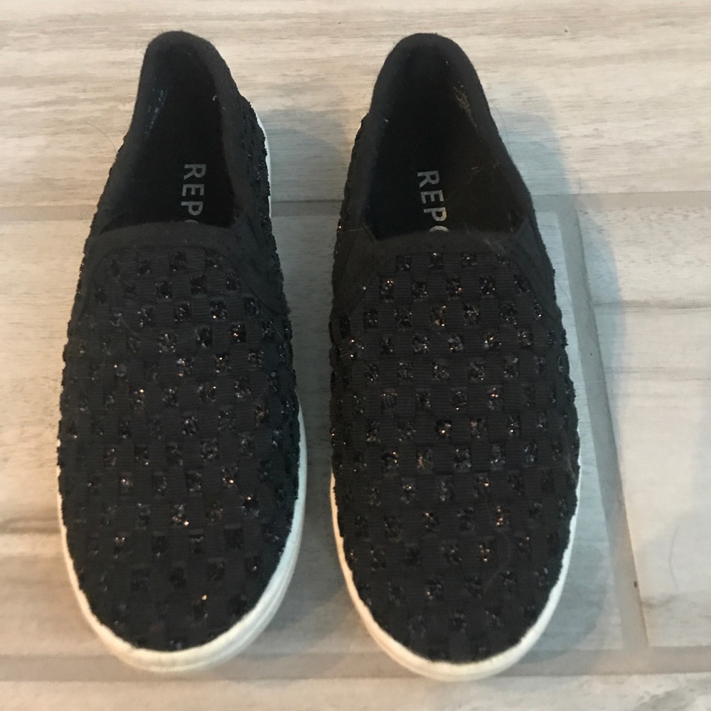Report little girl Sz 12 Black w/ sparkle shoes
