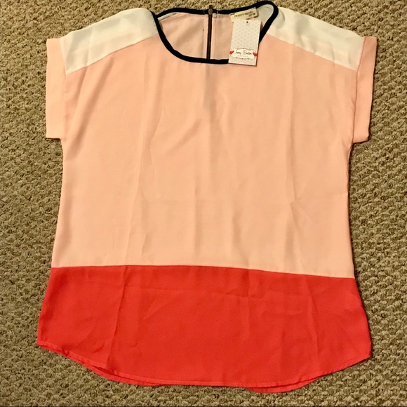 twenty second Tops - NWT blouse