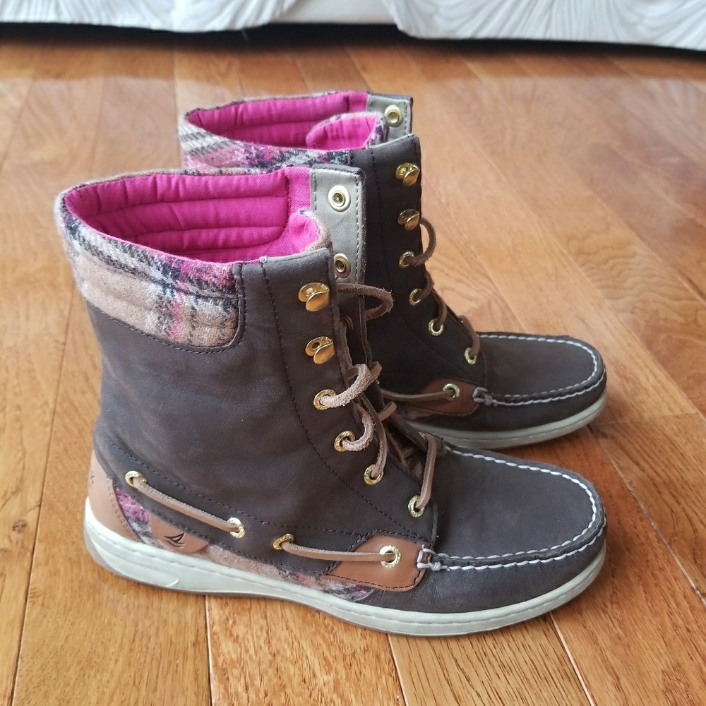 Sperry boots