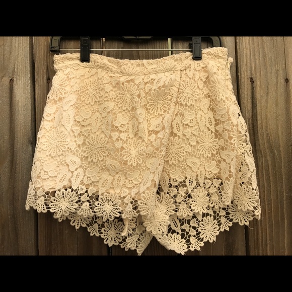 Forever 21 Skirt Lace Large - Picture 1 of 7