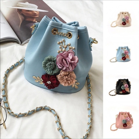 🎉HOST PICK🎉 BALLET PINK FLORAL BUCKET - Picture 4 of 5