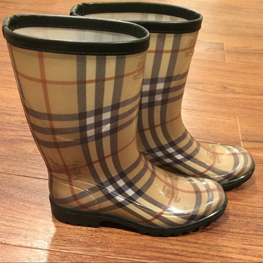 AUTHENTIC Burberry Haymarket Check Rain boots