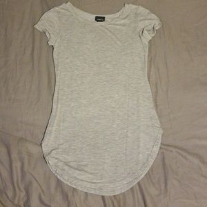 Light grey short sleeve top