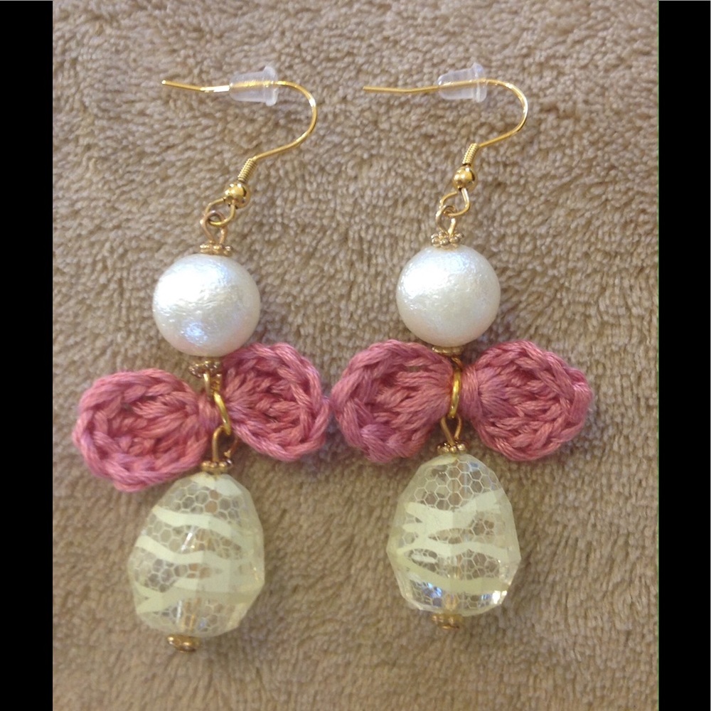 Earrings - Picture 2 of 4