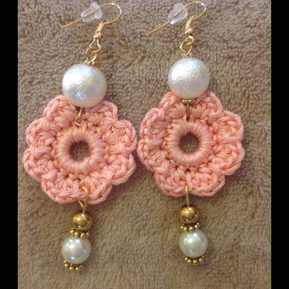Earrings - Picture 4 of 4