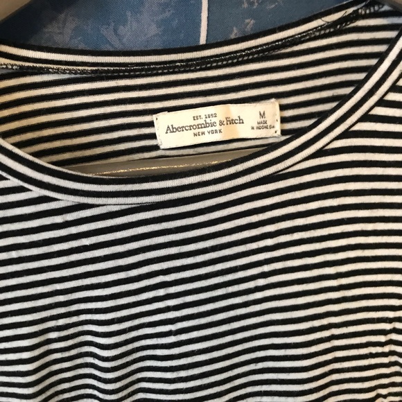 Abercrombie and Fitch soft striped tshirt. - Picture 2 of 3