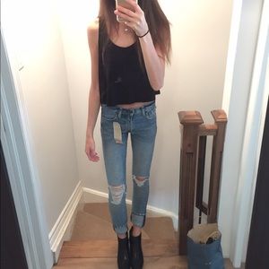 VINTAGE LEVI'S JEANS SIZE 24