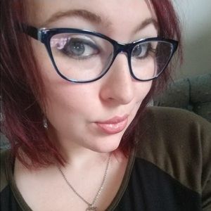 Meet your Posher, Karea