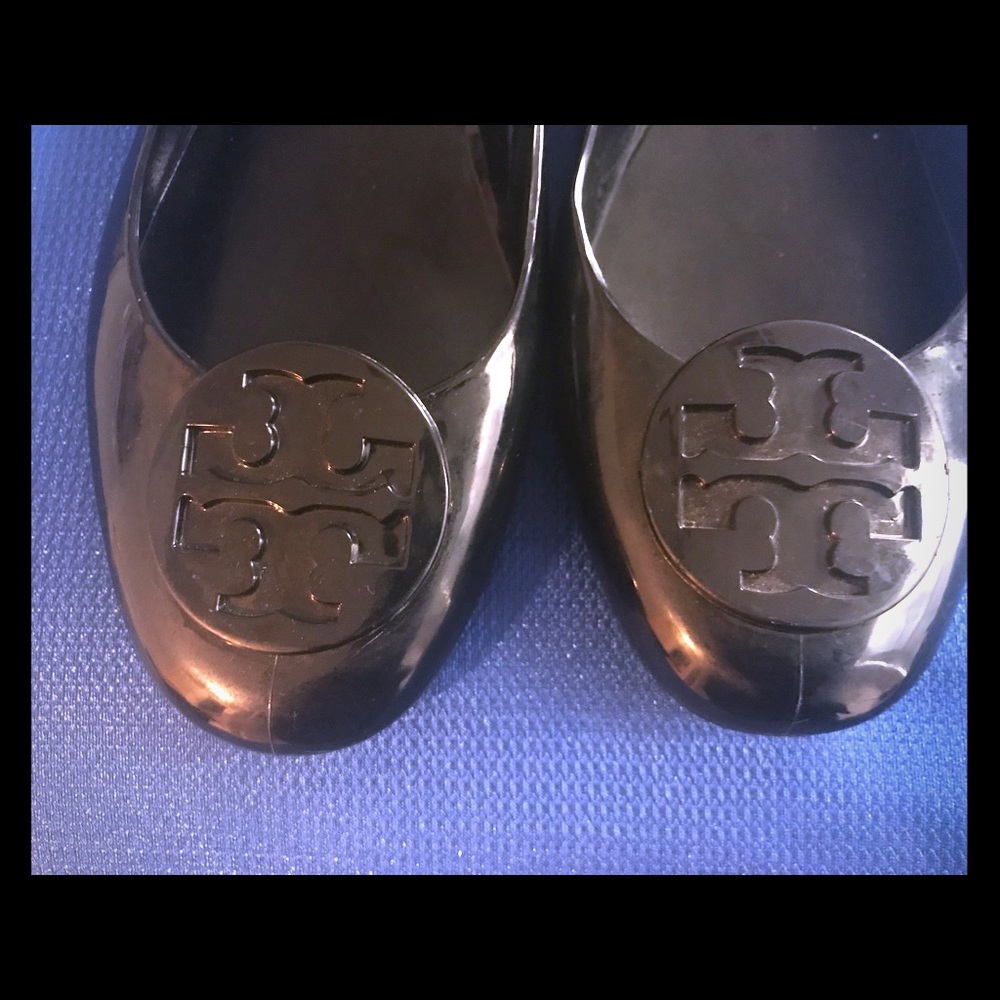 SOLD‼️ Tory Burch Reva Jelly Flats
