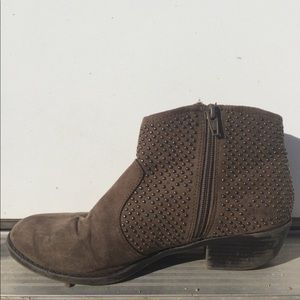 Brown/Camel ankle boots