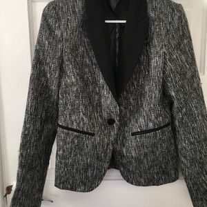 Mossimo tweed grey and black blacker w/ zip sleeve