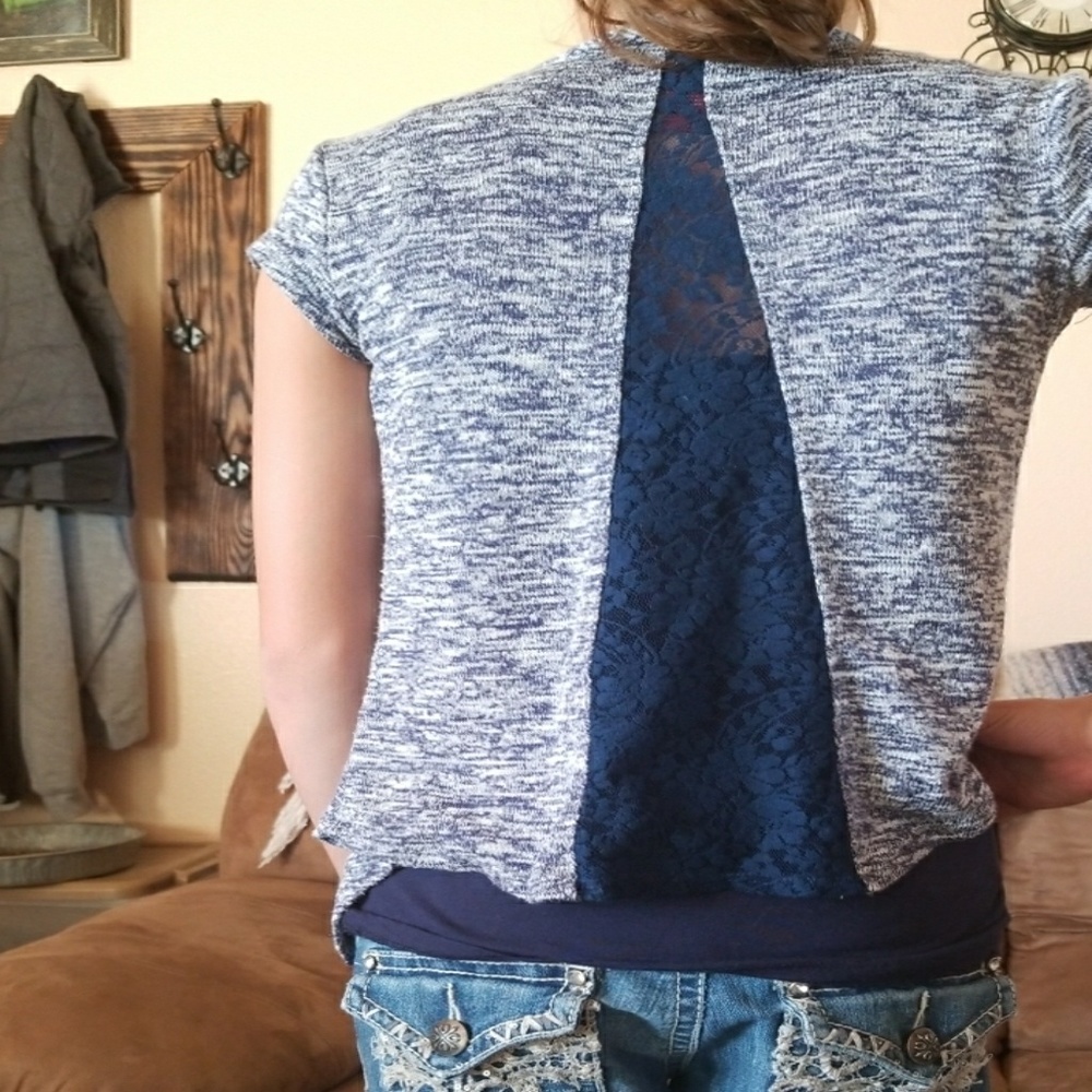 🚫SOLD🚫*Final Price**Adorable girls dress tops - Picture 7 of 7