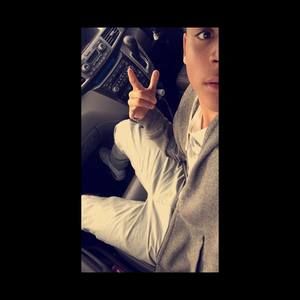 Meet your Posher, Derrick