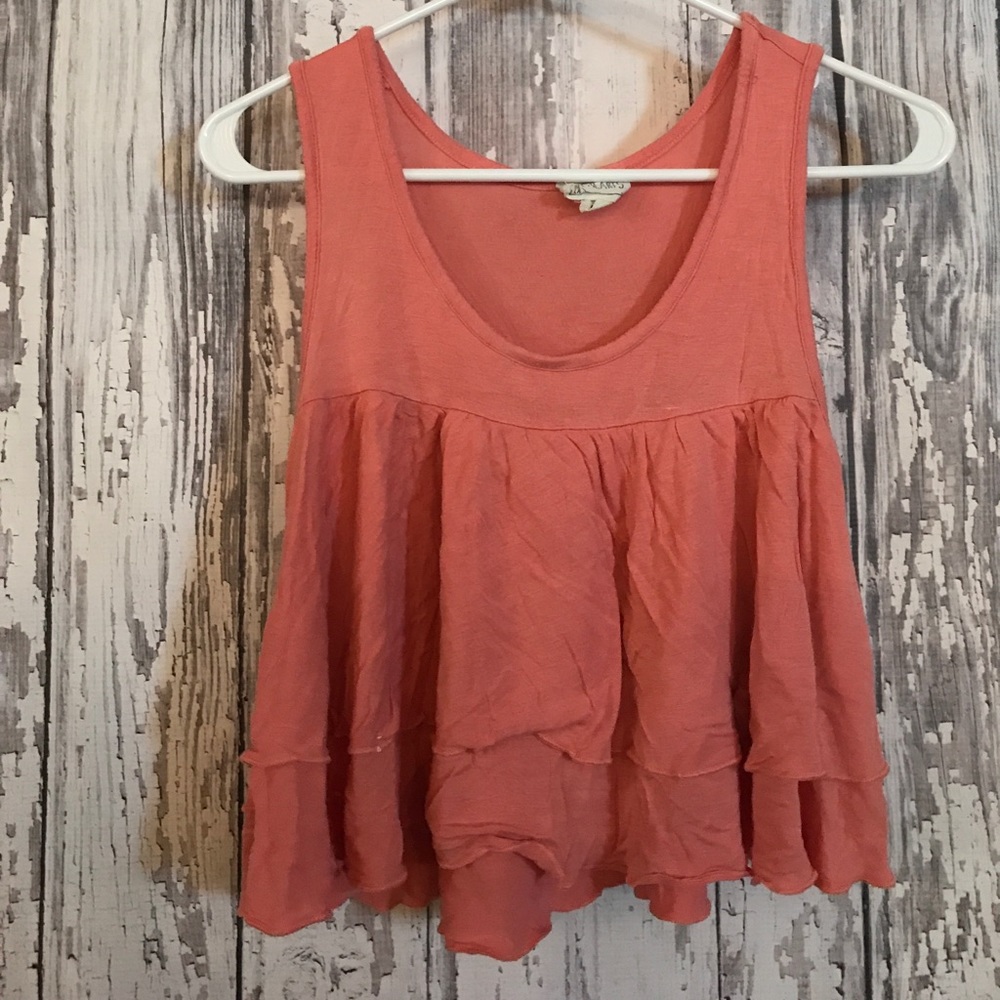 Short sleeve ruffled women’s tank top
