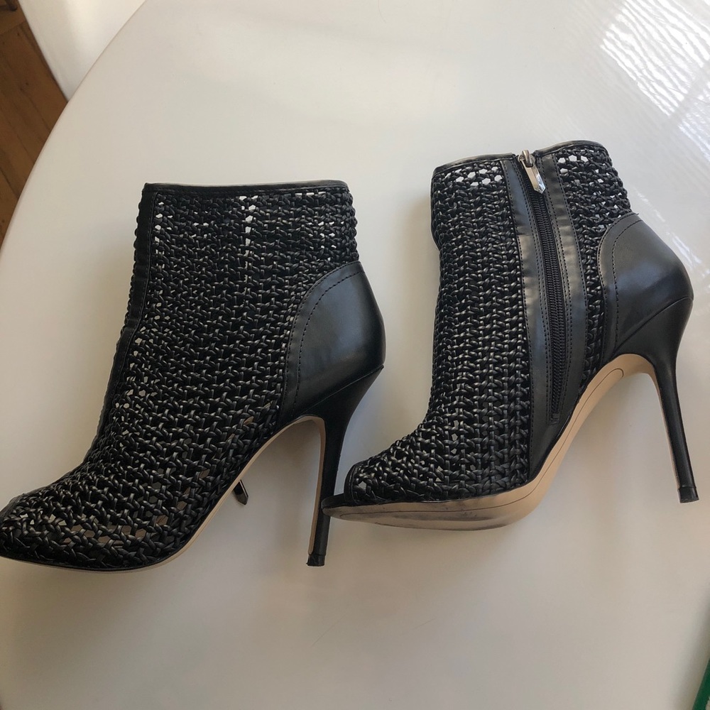 Sam Edelman - Black Aubriana boots size 8