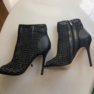 Sam Edelman - Black Aubriana boots size 8