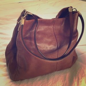 Gorgeous chestnut brown Coach purse