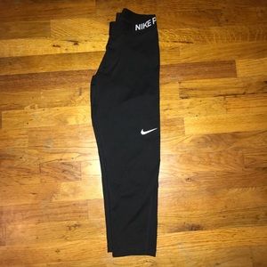 Nike Pro Cropped Leggings