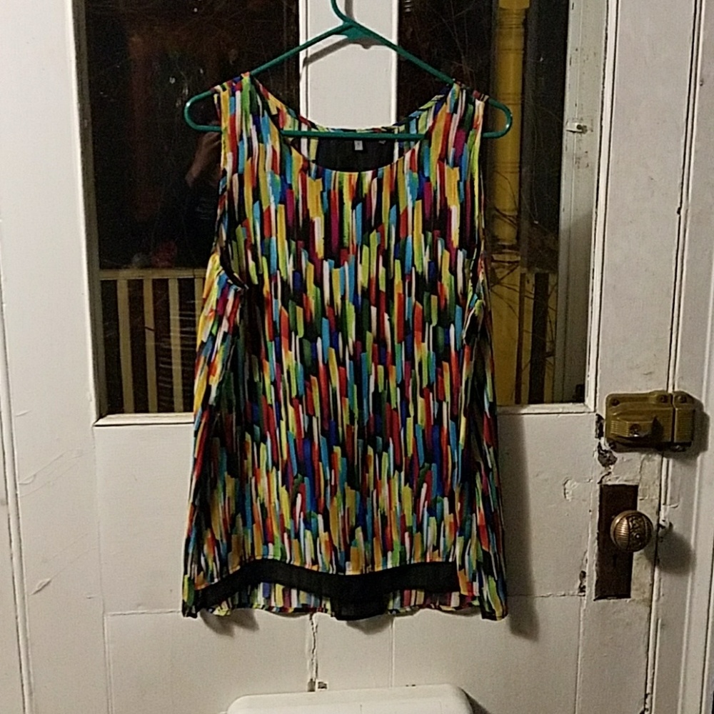 Multi-Colored Polyester Tank