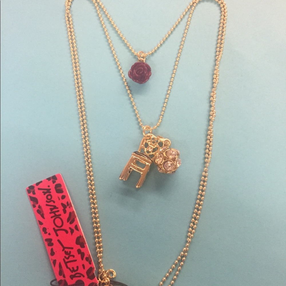 New Betsey Johnson layered chair rose necklace