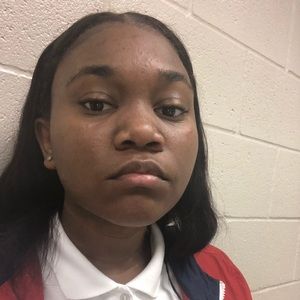 Meet your Posher, Mercedes