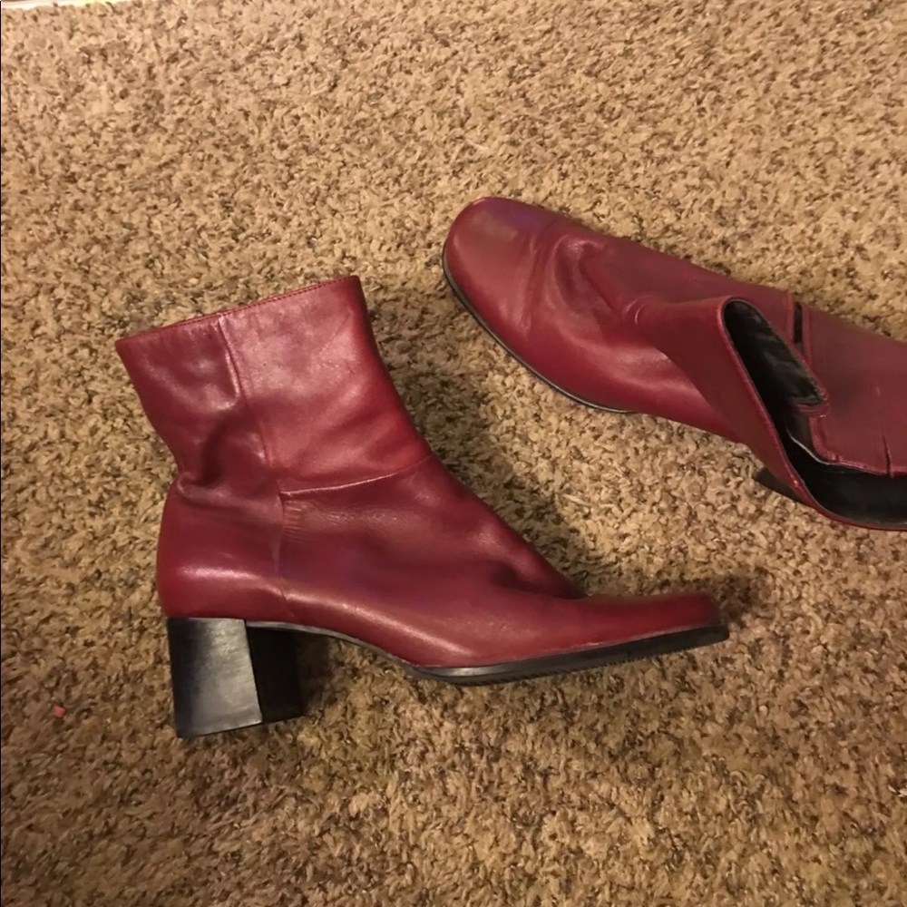 Easy spirit leather boots