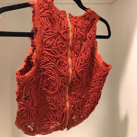 Crop top - Picture 2 of 2