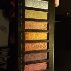 Younique Palette #5