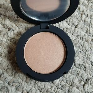 Brand new younique Alamode make up