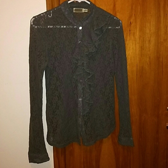 Lace bottom down shirt - Picture 4 of 8