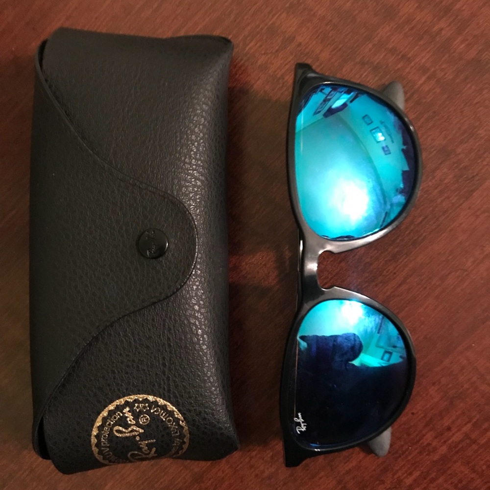 Erika Rayban: Blue Flash