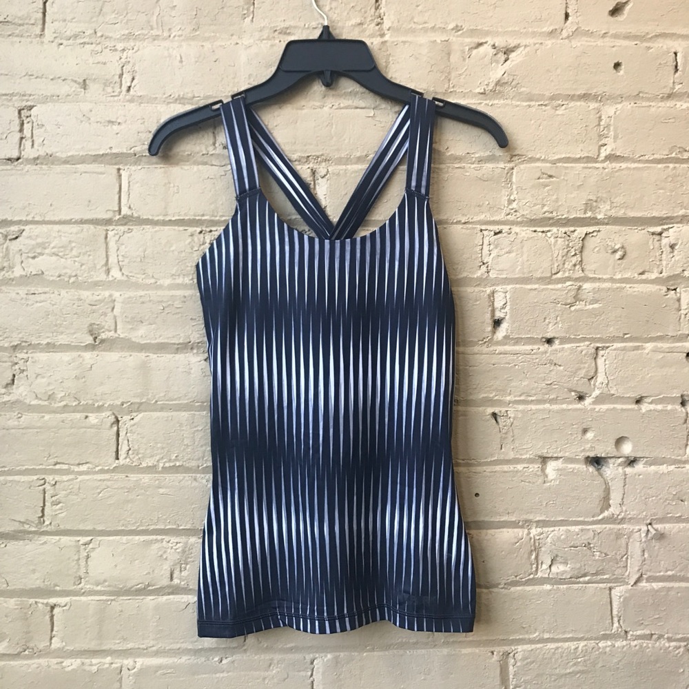 NWT Ivy Park workout top size XS