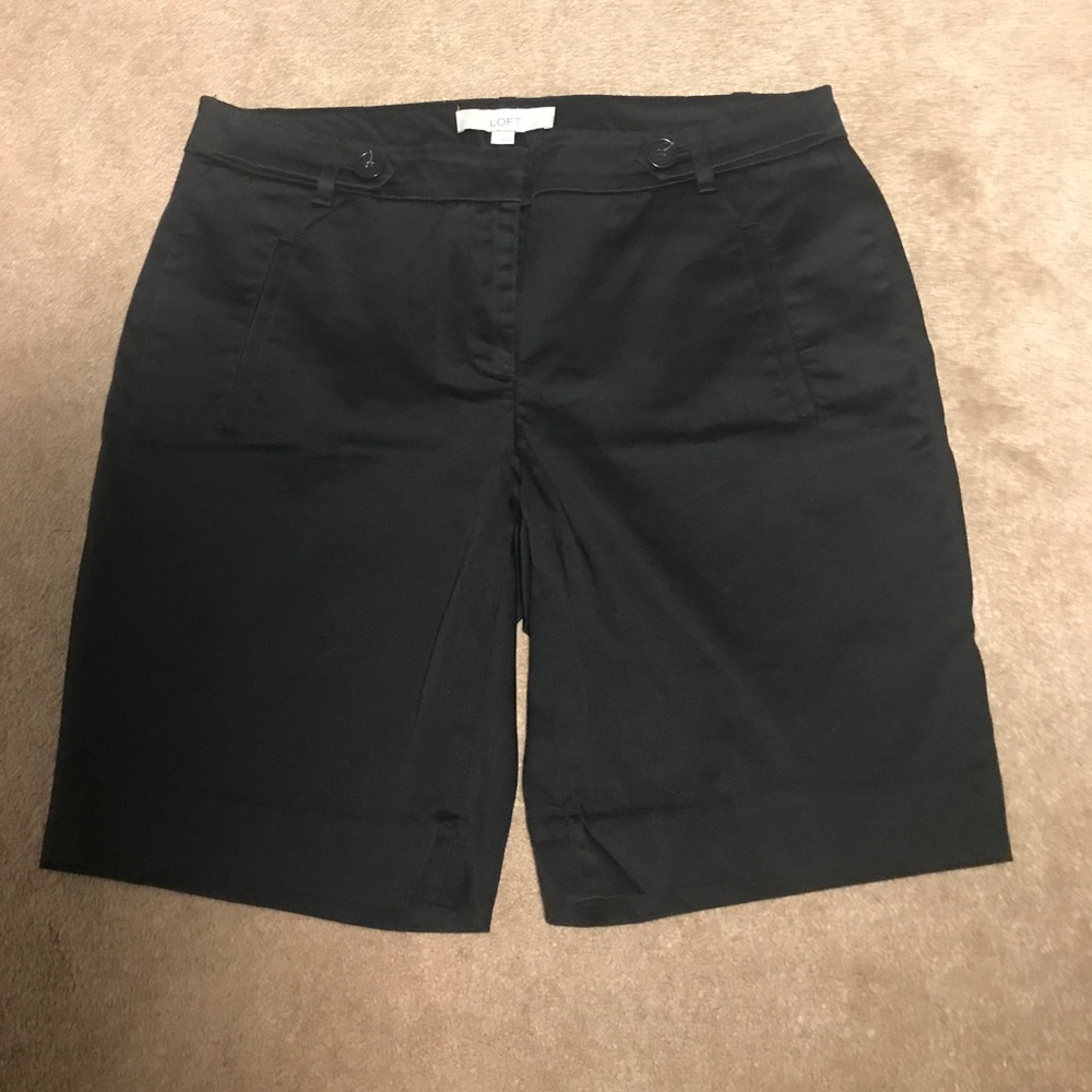 Ann Taylor LOFT 9" professional black shorts