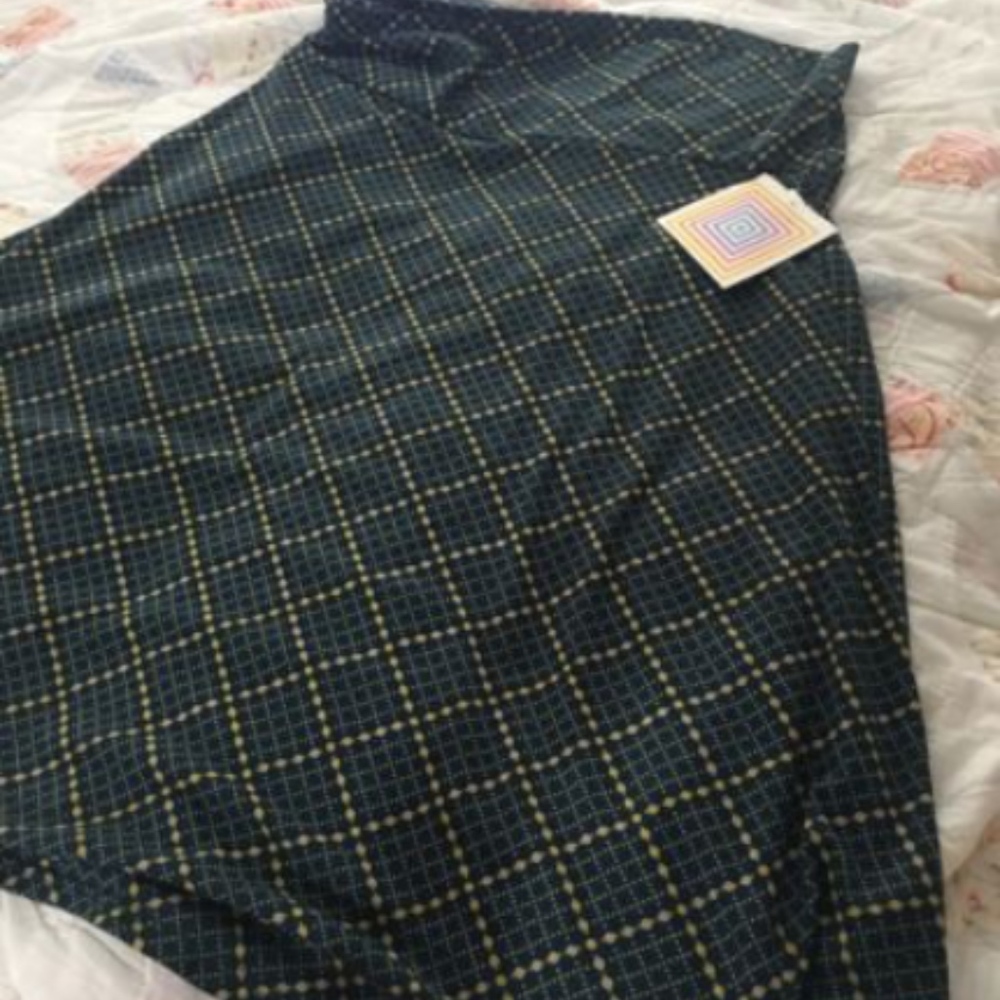 NWT LulaRoe Azure Skirt