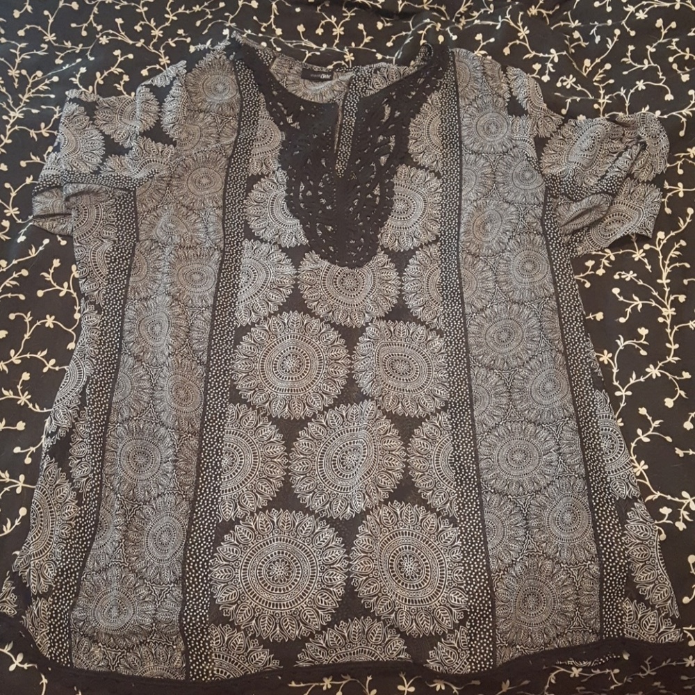 Black and white tunic