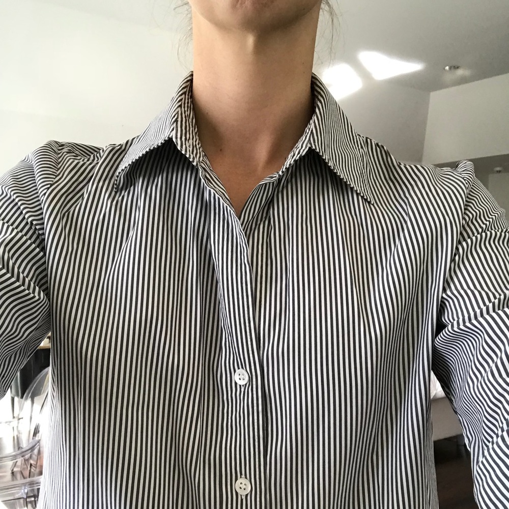 Black white striped button down LS theory shirt