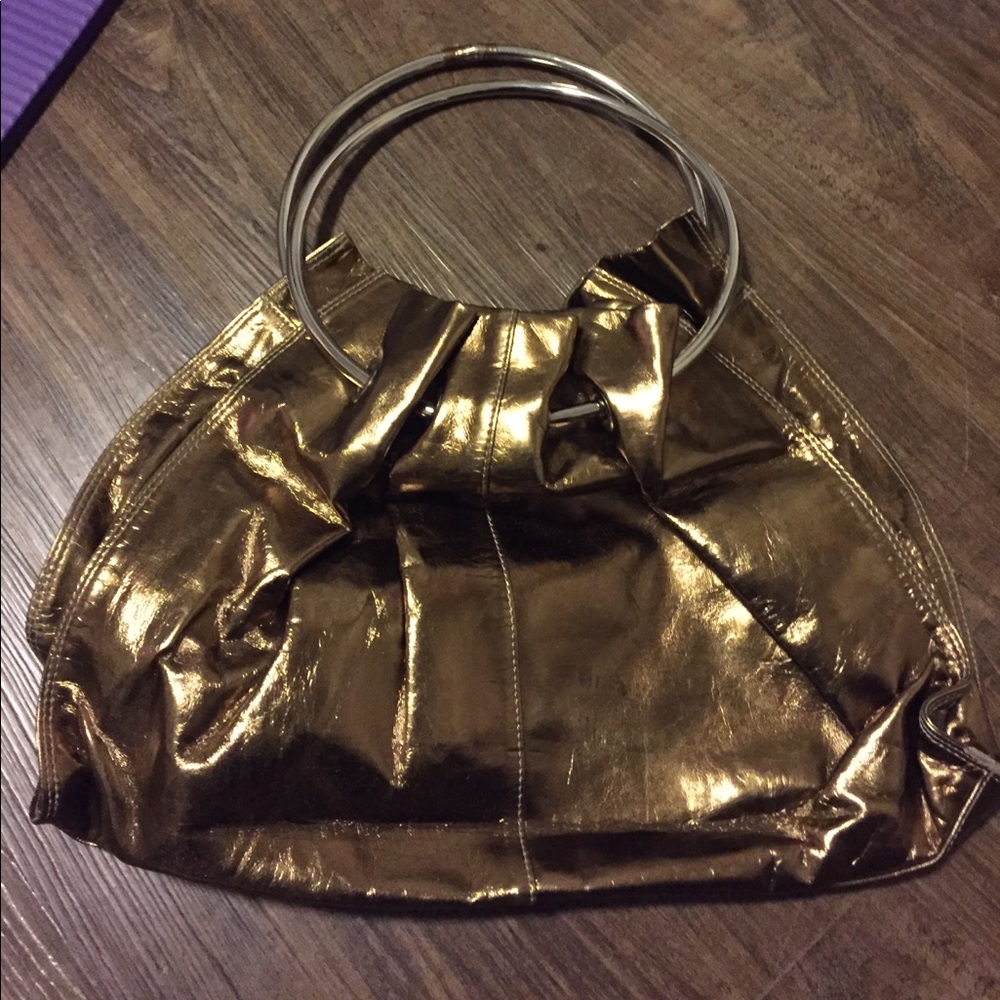 Vintage metallic purse - gold