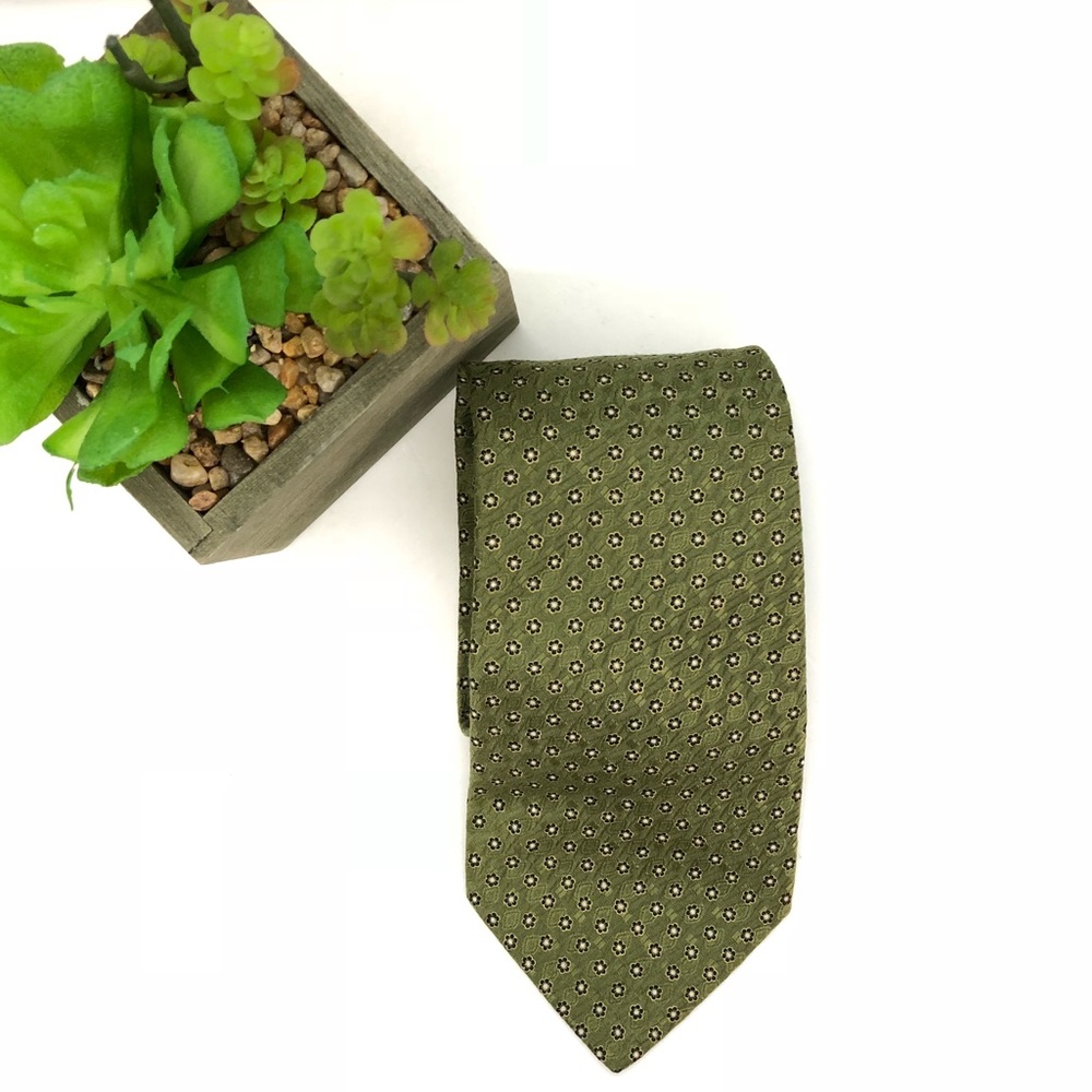Woodbury at the rack men’s all Silk Tie