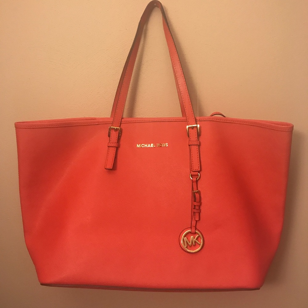 Large Michael kors tote