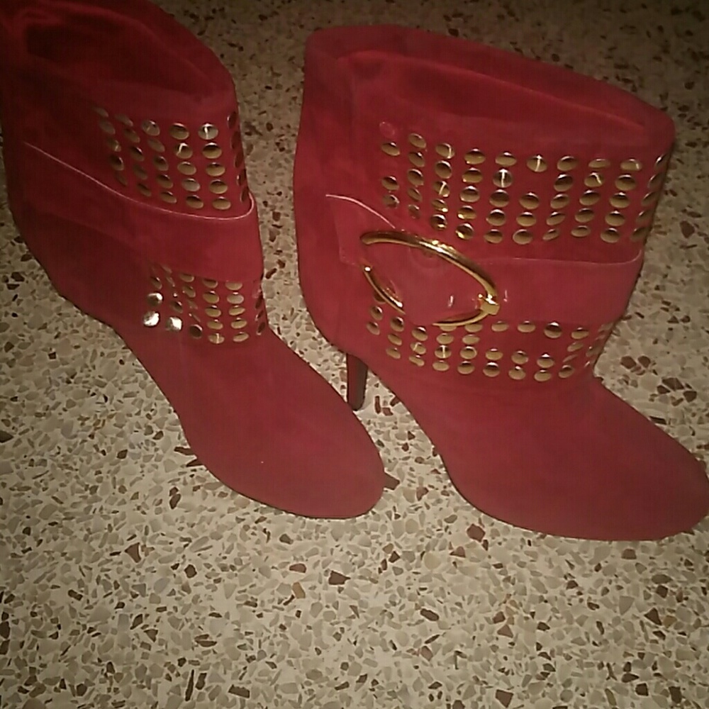 Ref suede boots