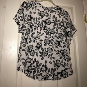 black and white floral patterned shirt