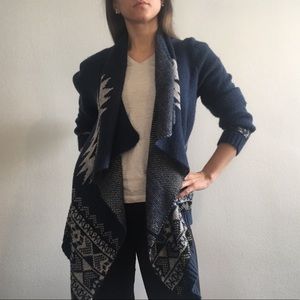 Beautiful Blu Pepper boho sweater—like new!