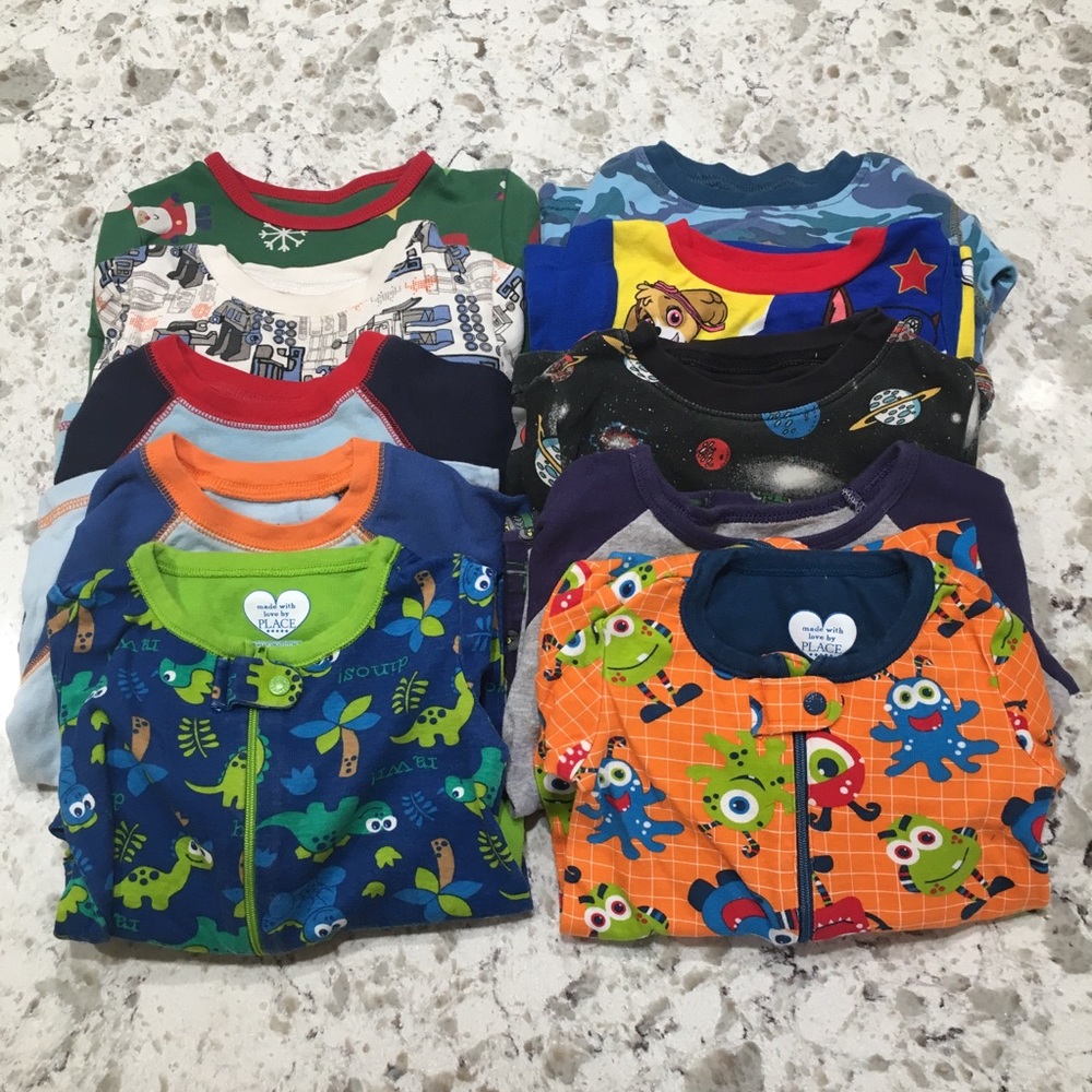 LOT of 10 Boys Cotton 2T Pajamas
