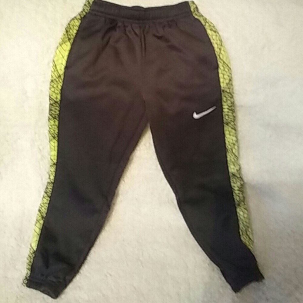 Nike joggers