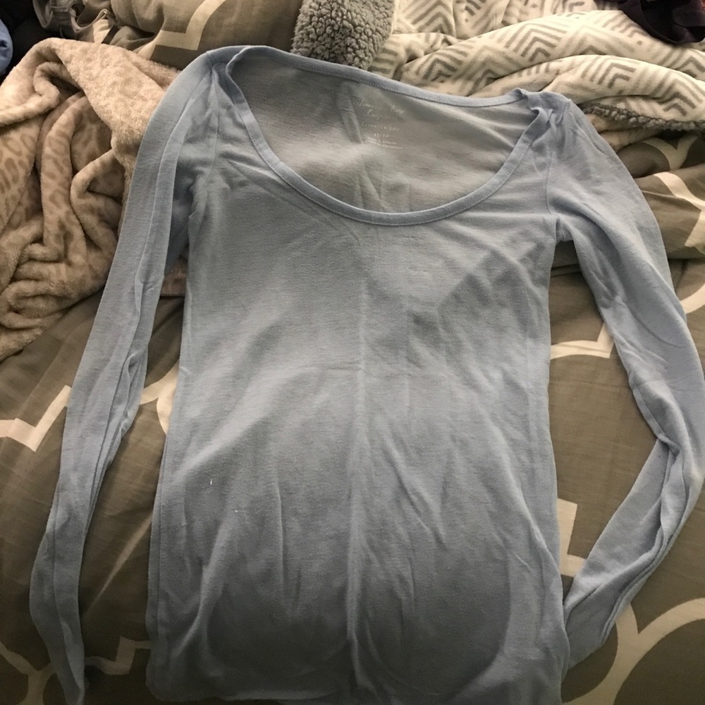 Light blue American eagle shirt