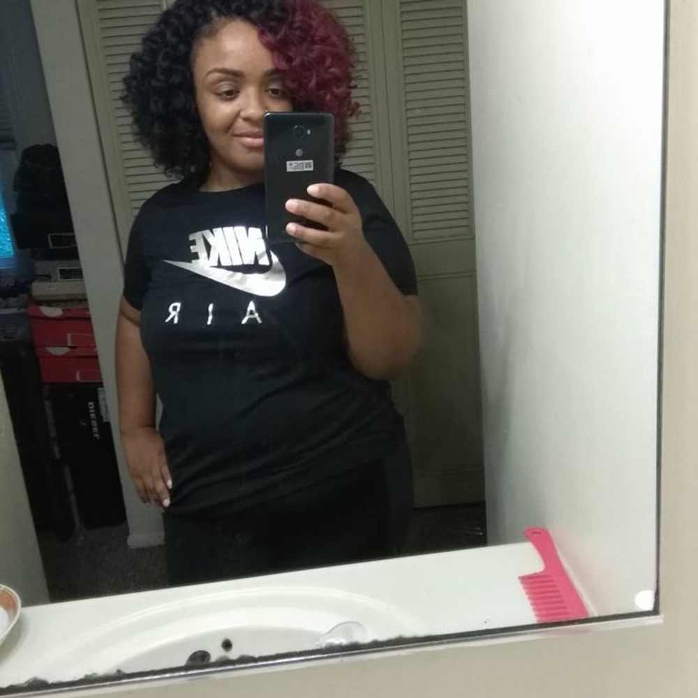 Meet your Posher, Dawne